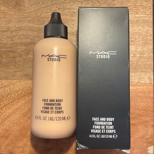 NEW MAC face and body foundation N3